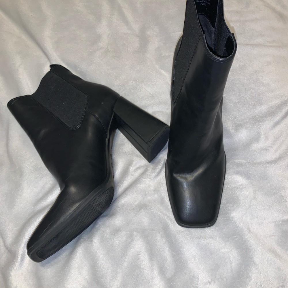 Circus Sam Edelman Polly square toes pull on heeled boots size 10 faux leather